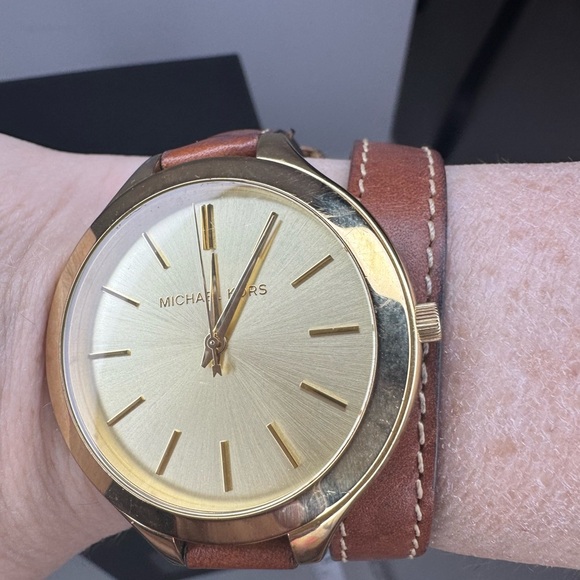 Michael Kors MK-2256 Slim Runway Women's Watch - Picture 17 of 17